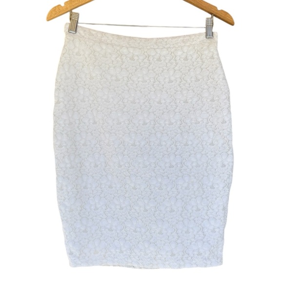 Thalia Sodi White Lace Pencil Skirt Size Small Knee Length Skirt - Picture 3 of 10